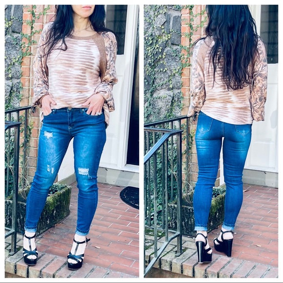 Distressed Jeans Show off your shape with these fab skinny jeans - Picture 3 of 7